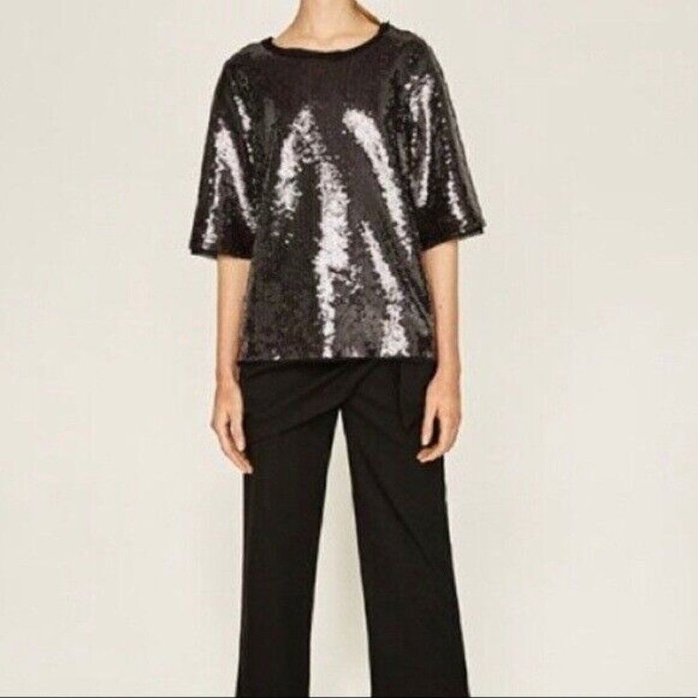 Zara‎ Shirt Black Gunmetal Sequin Short Sleeve Raw Hem Neckline Top Size X-Small
